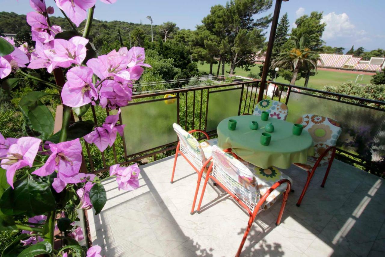 Apartments Besker มาคาร์สกา ภายนอก รูปภาพ