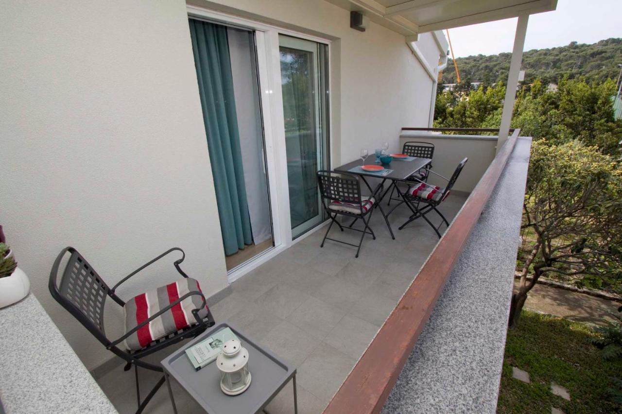 Apartments Besker มาคาร์สกา ภายนอก รูปภาพ